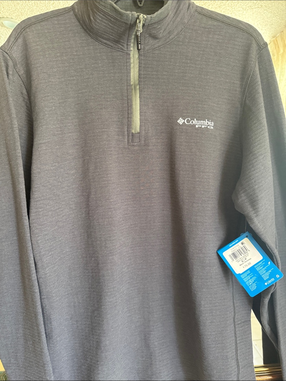 Columbia Men's Dark Gray Half-Zip Pullover